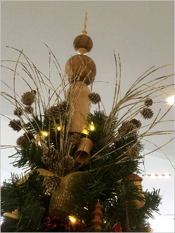 awa tree 2017 topper